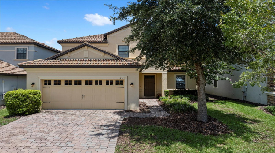 DAVENPORT, Florida 33896, 5 Bedrooms Bedrooms, ,4 BathroomsBathrooms,Residential,For Sale,SHADOW MOUNTAIN,0,MFRO6318072