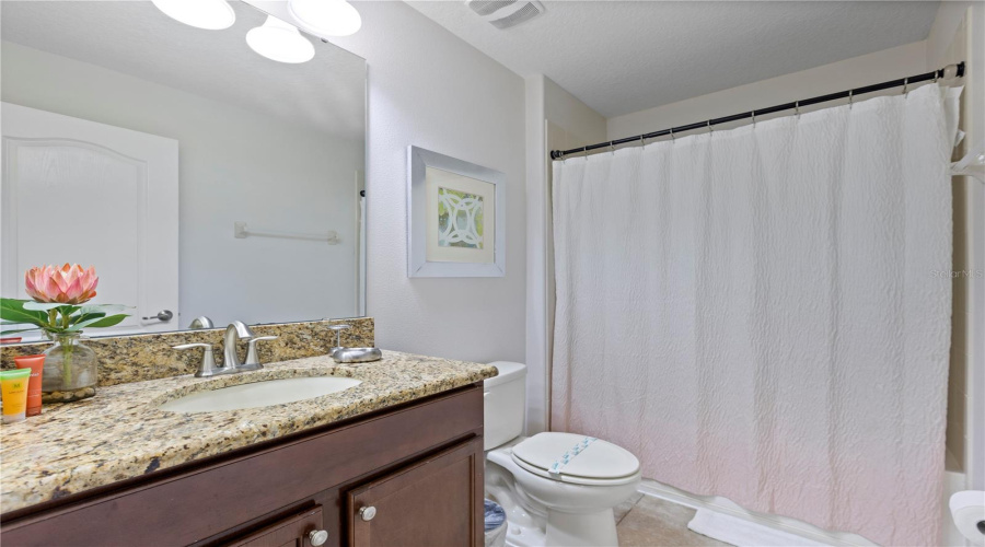 DAVENPORT, Florida 33896, 5 Bedrooms Bedrooms, ,4 BathroomsBathrooms,Residential,For Sale,SHADOW MOUNTAIN,0,MFRO6318072