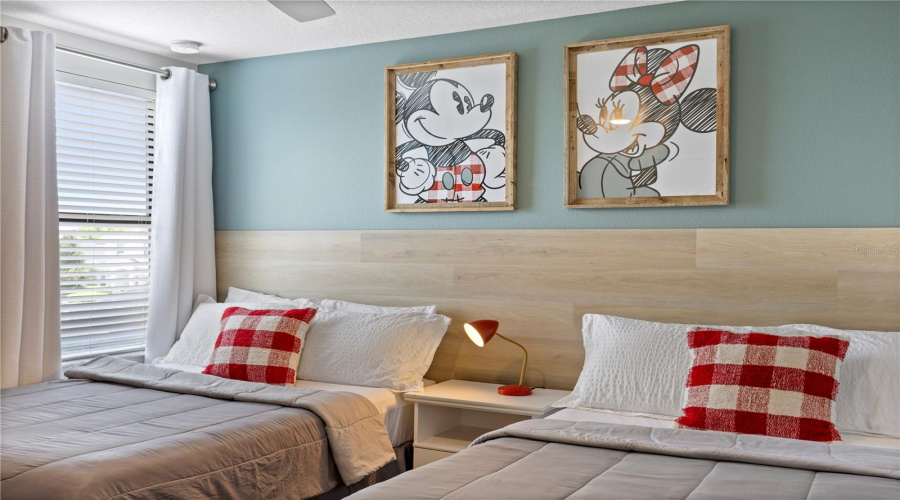 DAVENPORT, Florida 33896, 5 Bedrooms Bedrooms, ,4 BathroomsBathrooms,Residential,For Sale,SHADOW MOUNTAIN,0,MFRO6318072