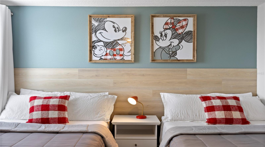 DAVENPORT, Florida 33896, 5 Bedrooms Bedrooms, ,4 BathroomsBathrooms,Residential,For Sale,SHADOW MOUNTAIN,0,MFRO6318072