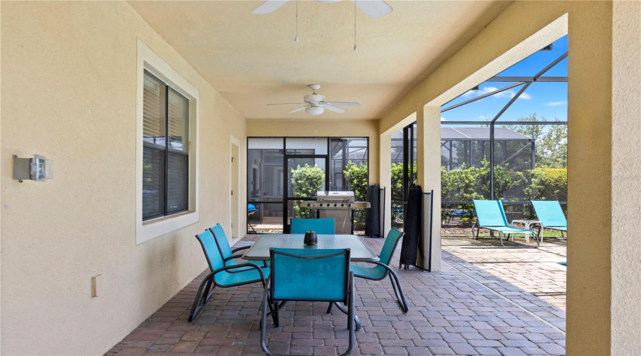 DAVENPORT, Florida 33896, 5 Bedrooms Bedrooms, ,4 BathroomsBathrooms,Residential,For Sale,SHADOW MOUNTAIN,0,MFRO6318072