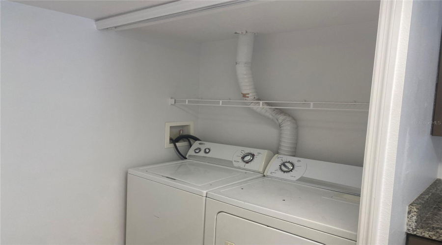 DAVENPORT, Florida 33897, 4 Bedrooms Bedrooms, ,3 BathroomsBathrooms,Residential,For Sale,AUSTRALIAN,MFRG5098267