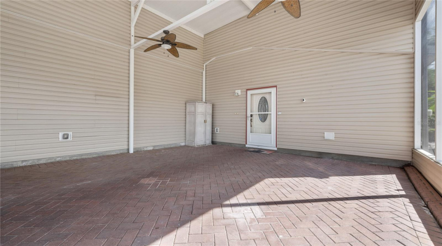 DAVENPORT, Florida 33837, 2 Bedrooms Bedrooms, ,2 BathroomsBathrooms,Residential,For Sale,ST GEORGE,MFRS5129050