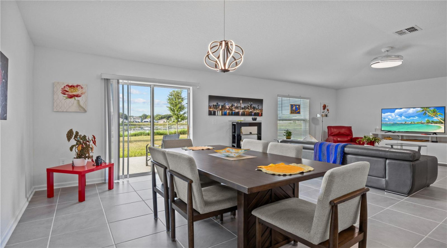 DAVENPORT, Florida 33837, 3 Bedrooms Bedrooms, ,2 BathroomsBathrooms,Residential,For Sale,DARING,0,MFRO6318516