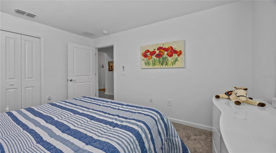 DAVENPORT, Florida 33837, 3 Bedrooms Bedrooms, ,2 BathroomsBathrooms,Residential,For Sale,DARING,0,MFRO6318516