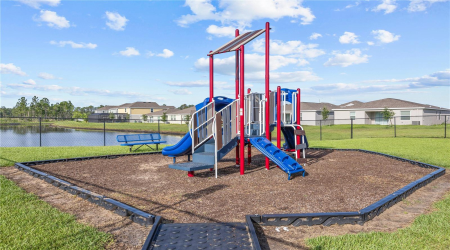 DAVENPORT, Florida 33837, 3 Bedrooms Bedrooms, ,2 BathroomsBathrooms,Residential,For Sale,DARING,0,MFRO6318516