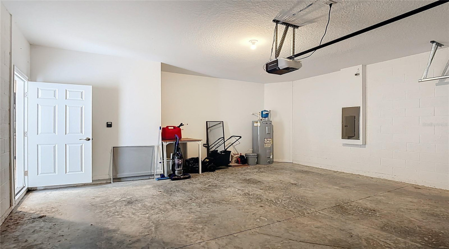 DAVENPORT, Florida 33837, 5 Bedrooms Bedrooms, ,3 BathroomsBathrooms,Residential,For Sale,BOYDFIELD,0,MFRO6318597