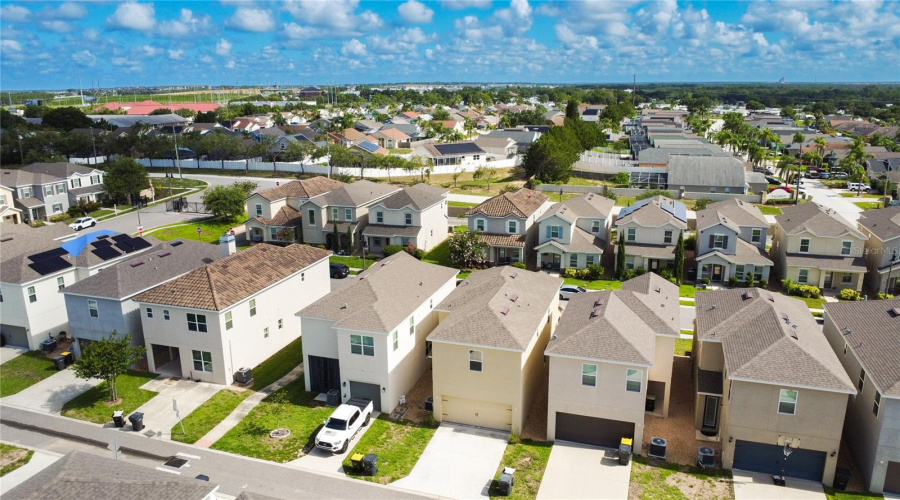 DAVENPORT, Florida 33837, 5 Bedrooms Bedrooms, ,3 BathroomsBathrooms,Residential,For Sale,BOYDFIELD,0,MFRO6318597