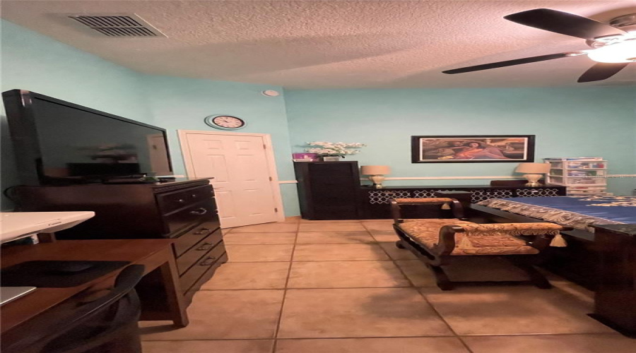 DAVENPORT, Florida 33837, 3 Bedrooms Bedrooms, ,2 BathroomsBathrooms,Residential,For Sale,MERRIMACK,MFRP4935201