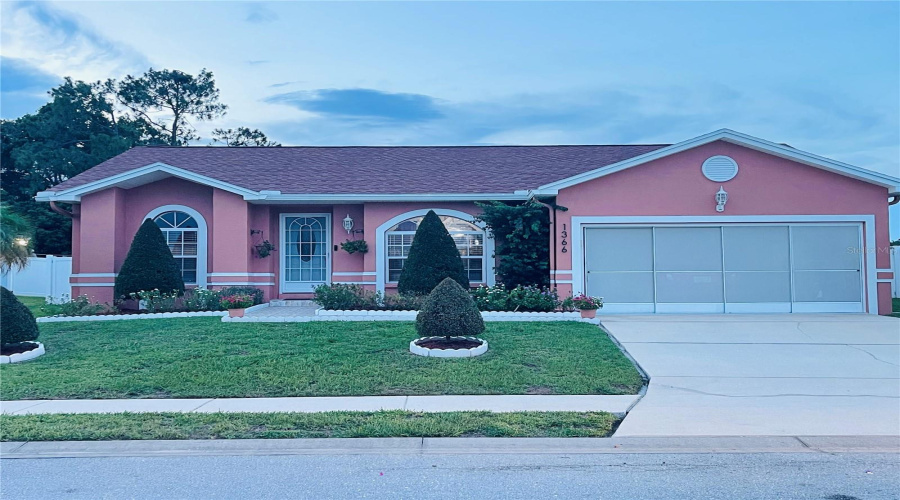 DAVENPORT, Florida 33837, 3 Bedrooms Bedrooms, ,2 BathroomsBathrooms,Residential,For Sale,MERRIMACK,MFRP4935201
