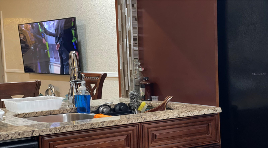 DAVENPORT, Florida 33837, 3 Bedrooms Bedrooms, ,2 BathroomsBathrooms,Residential,For Sale,MERRIMACK,MFRP4935201