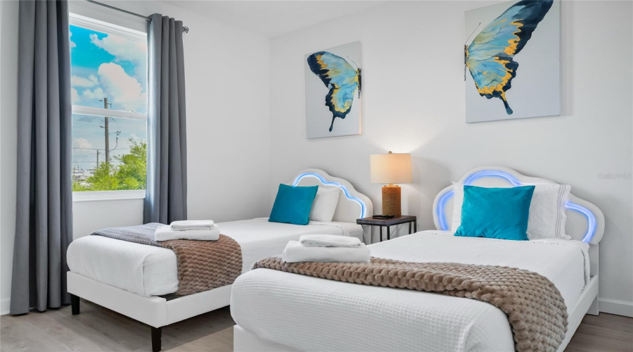 DAVENPORT, Florida 33896, 5 Bedrooms Bedrooms, ,4 BathroomsBathrooms,Residential,For Sale,FAMAGUSTA,0,MFRO6318661