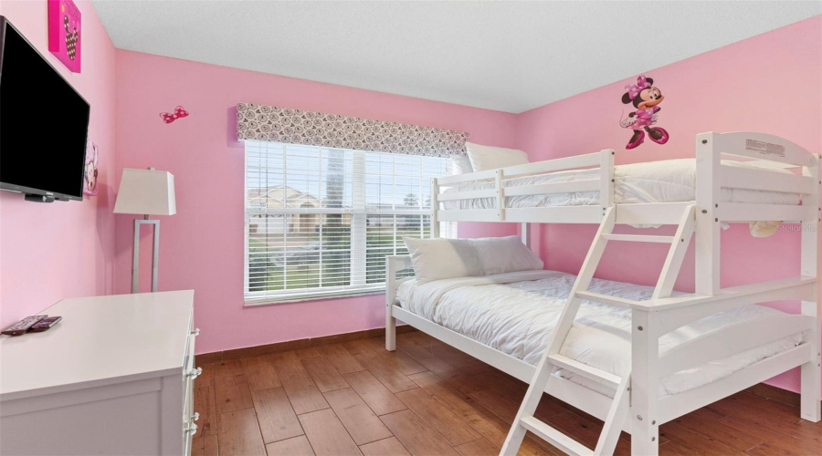 Minnie Bunk Room and TV