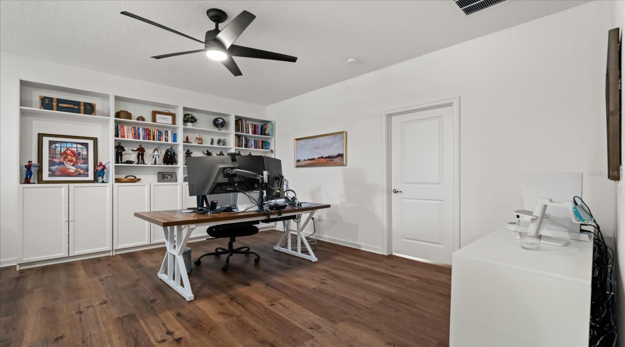 DAVENPORT, Florida 33837, 4 Bedrooms Bedrooms, ,3 BathroomsBathrooms,Residential,For Sale,GRAZIE,MFRO6317687