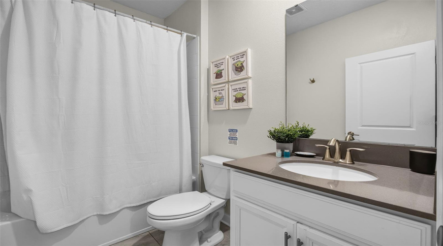 DAVENPORT, Florida 33896, 5 Bedrooms Bedrooms, ,5 BathroomsBathrooms,Residential,For Sale,DROP SHOT,MFRS5128828