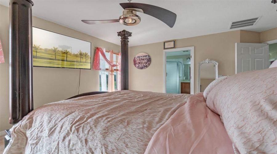 KISSIMMEE, Florida 34746, 4 Bedrooms Bedrooms, ,2 BathroomsBathrooms,Residential,For Sale,SAIL HARBOR DR,MFRO6317976