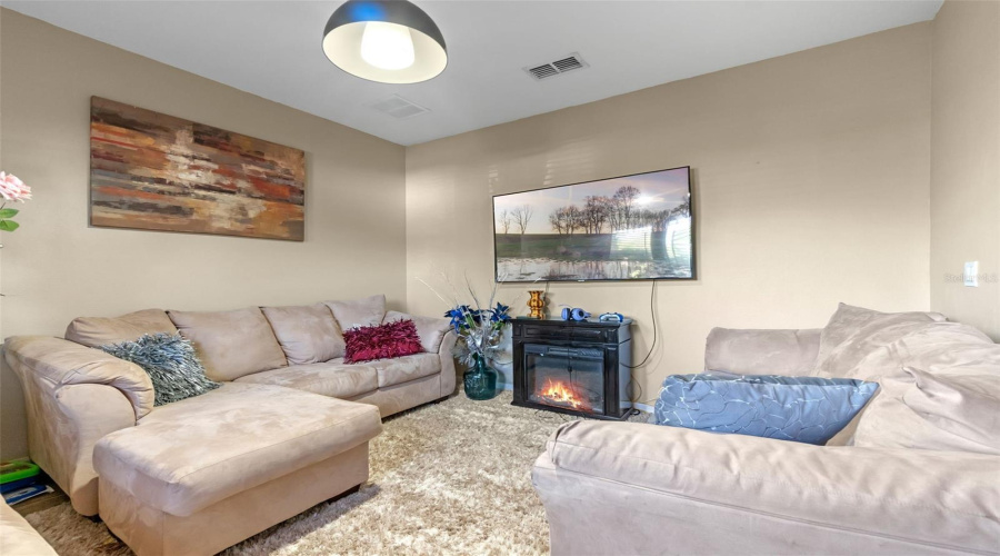 KISSIMMEE, Florida 34746, 4 Bedrooms Bedrooms, ,2 BathroomsBathrooms,Residential,For Sale,SAIL HARBOR DR,MFRO6317976