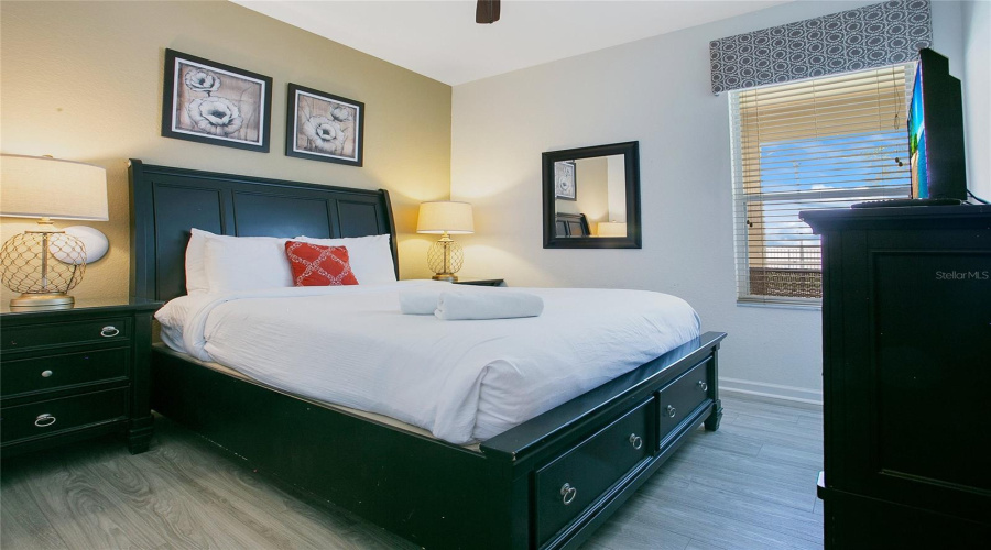 KISSIMMEE, Florida 34747, 6 Bedrooms Bedrooms, ,4 BathroomsBathrooms,Residential,For Sale,MANESTY,MFRO6318132