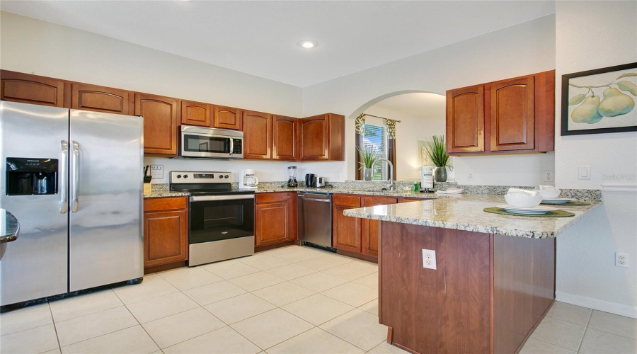 KISSIMMEE, Florida 34747, 6 Bedrooms Bedrooms, ,4 BathroomsBathrooms,Residential,For Sale,MANESTY,MFRO6318132