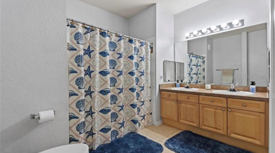DAVENPORT, Florida 33896, 4 Bedrooms Bedrooms, ,2 BathroomsBathrooms,Residential,For Sale,TERRACE RIDGE,MFRS5129133