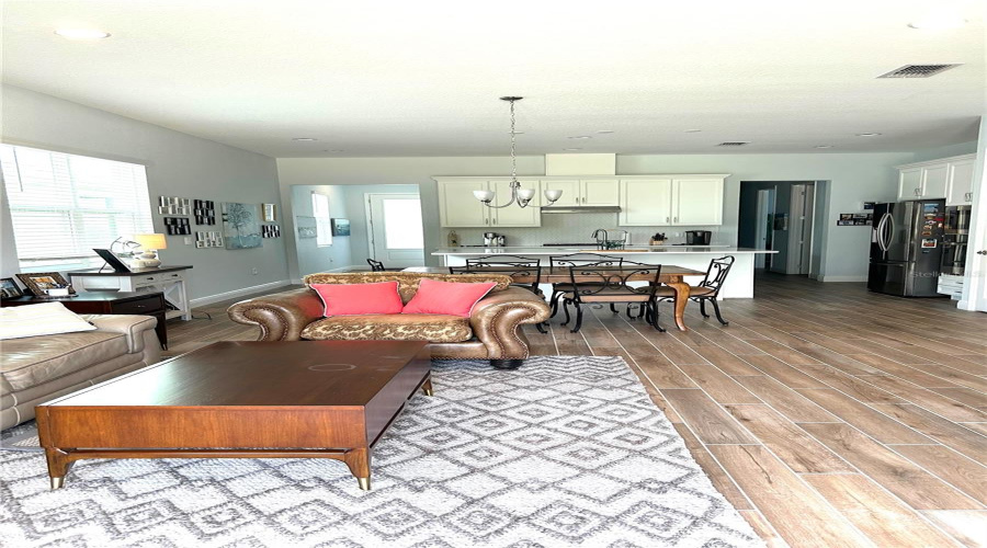 KISSIMMEE, Florida 34747, 2 Bedrooms Bedrooms, ,2 BathroomsBathrooms,Residential,For Sale,KEY BAY,MFRO6318880