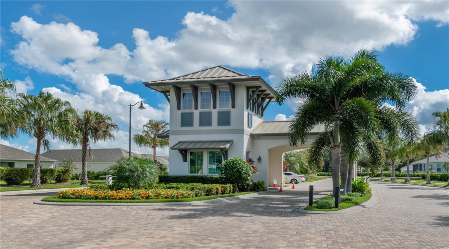KISSIMMEE, Florida 34747, 2 Bedrooms Bedrooms, ,2 BathroomsBathrooms,Residential,For Sale,KEY BAY,MFRO6318880