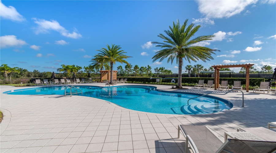 KISSIMMEE, Florida 34747, 2 Bedrooms Bedrooms, ,2 BathroomsBathrooms,Residential,For Sale,KEY BAY,MFRO6318880