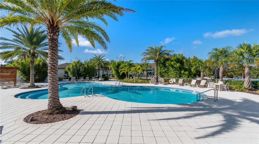 KISSIMMEE, Florida 34747, 2 Bedrooms Bedrooms, ,2 BathroomsBathrooms,Residential,For Sale,KEY BAY,MFRO6318880