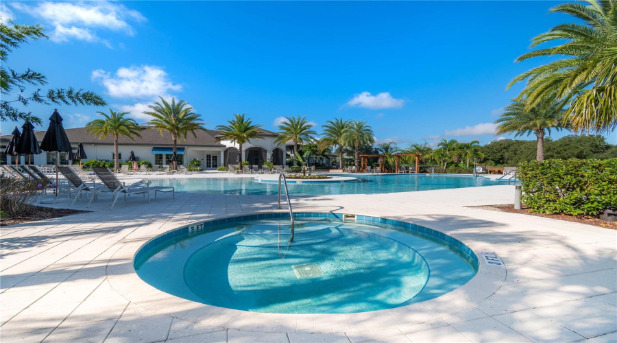 KISSIMMEE, Florida 34747, 2 Bedrooms Bedrooms, ,2 BathroomsBathrooms,Residential,For Sale,KEY BAY,MFRO6318880