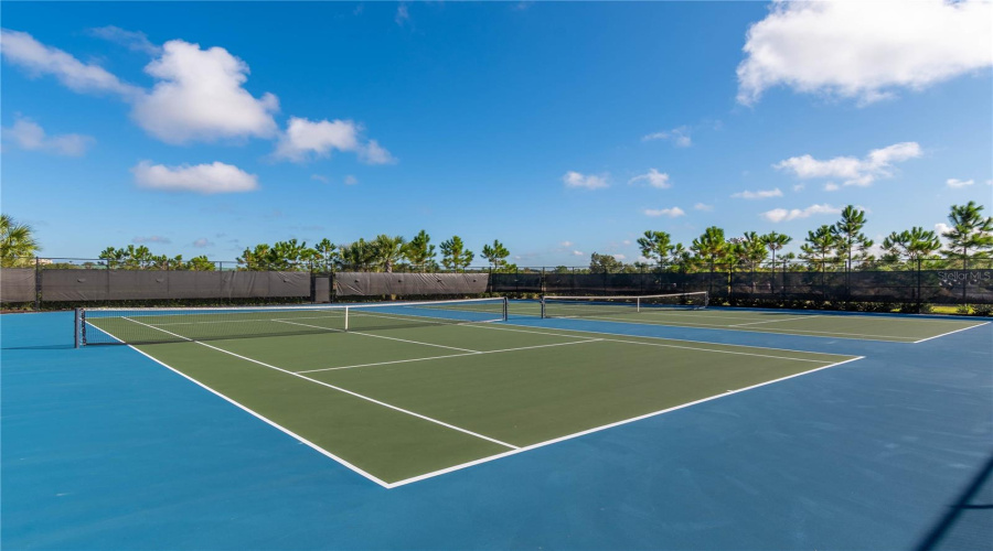 KISSIMMEE, Florida 34747, 2 Bedrooms Bedrooms, ,2 BathroomsBathrooms,Residential,For Sale,KEY BAY,MFRO6318880