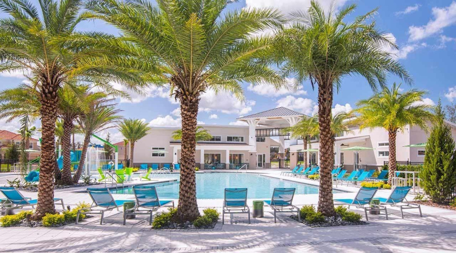 Club House pool