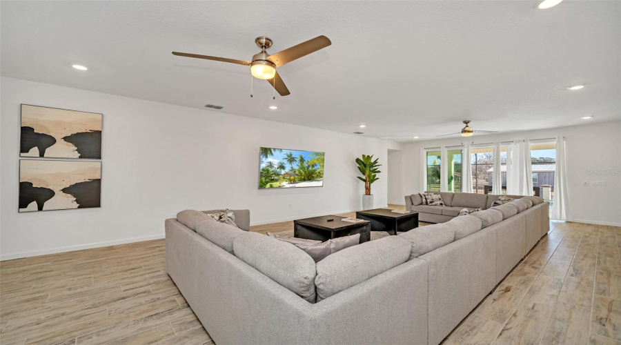 KISSIMMEE, Florida 34746, 15 Bedrooms Bedrooms, ,15 BathroomsBathrooms,Residential,For Sale,SHANTI,MFRS5129163
