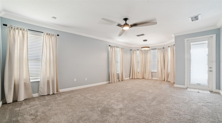 KISSIMMEE, Florida 34746, 5 Bedrooms Bedrooms, ,4 BathroomsBathrooms,Residential,For Sale,EAGLE ISLE,MFRO6319108