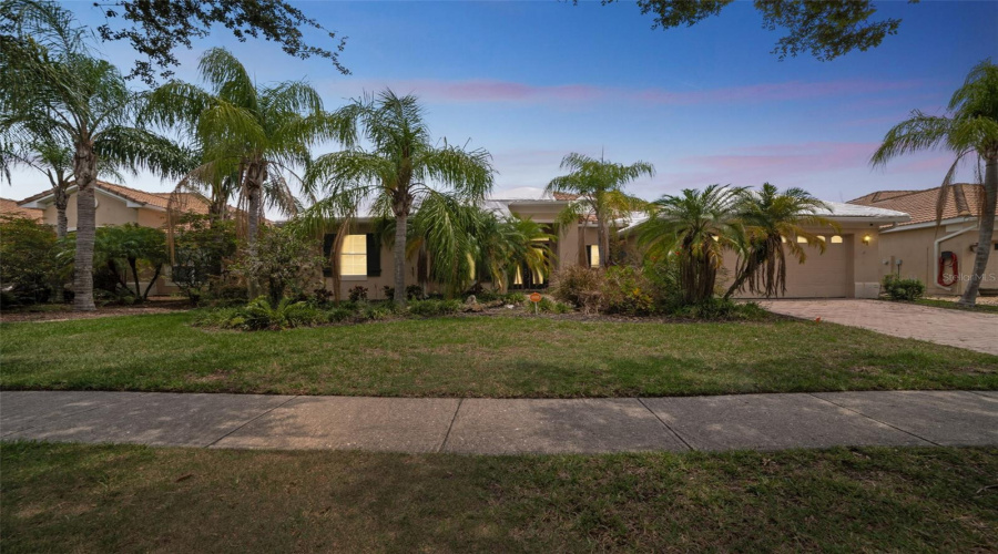 KISSIMMEE, Florida 34746, 5 Bedrooms Bedrooms, ,4 BathroomsBathrooms,Residential,For Sale,EAGLE ISLE,MFRO6319108