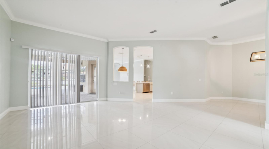 KISSIMMEE, Florida 34746, 5 Bedrooms Bedrooms, ,4 BathroomsBathrooms,Residential,For Sale,EAGLE ISLE,MFRO6319108