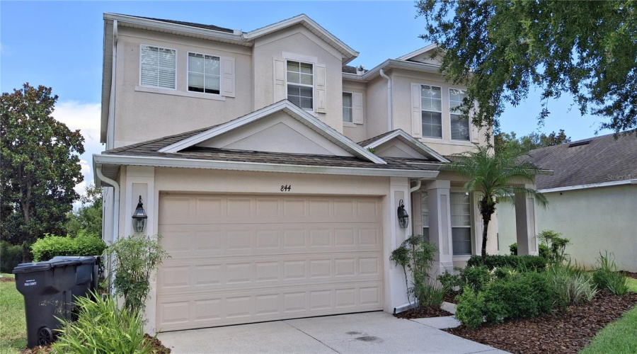 DAVENPORT, Florida 33896, 5 Bedrooms Bedrooms, ,4 BathroomsBathrooms,Residential,For Sale,SUFFOLK,MFRO6318750
