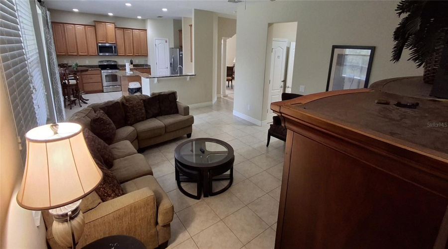 DAVENPORT, Florida 33896, 5 Bedrooms Bedrooms, ,4 BathroomsBathrooms,Residential,For Sale,SUFFOLK,MFRO6318750