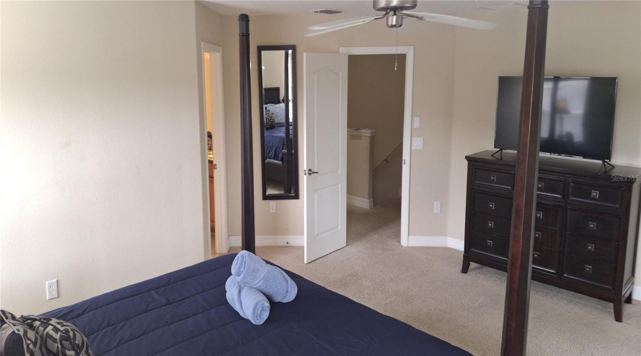 DAVENPORT, Florida 33896, 5 Bedrooms Bedrooms, ,4 BathroomsBathrooms,Residential,For Sale,SUFFOLK,MFRO6318750