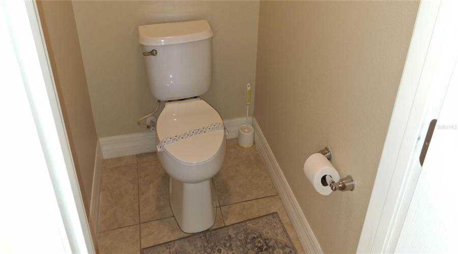 DAVENPORT, Florida 33896, 5 Bedrooms Bedrooms, ,4 BathroomsBathrooms,Residential,For Sale,SUFFOLK,MFRO6318750