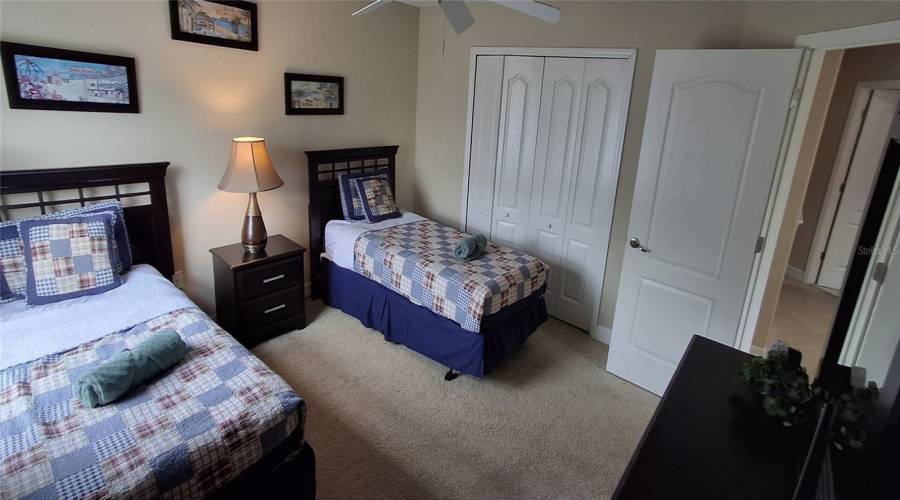 DAVENPORT, Florida 33896, 5 Bedrooms Bedrooms, ,4 BathroomsBathrooms,Residential,For Sale,SUFFOLK,MFRO6318750