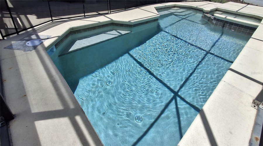 DAVENPORT, Florida 33896, 5 Bedrooms Bedrooms, ,4 BathroomsBathrooms,Residential,For Sale,SUFFOLK,0,MFRO6318750