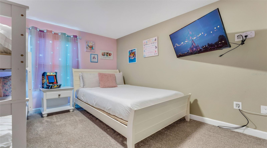 DAVENPORT, Florida 33896, 4 Bedrooms Bedrooms, ,3 BathroomsBathrooms,Residential,For Sale,OCEAN COURSE,MFRO6314980