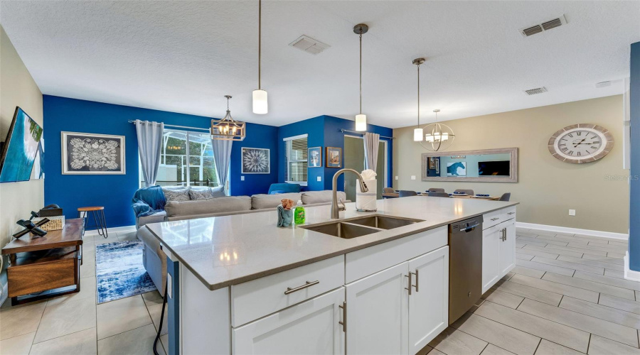 DAVENPORT, Florida 33896, 4 Bedrooms Bedrooms, ,3 BathroomsBathrooms,Residential,For Sale,OCEAN COURSE,MFRO6314980
