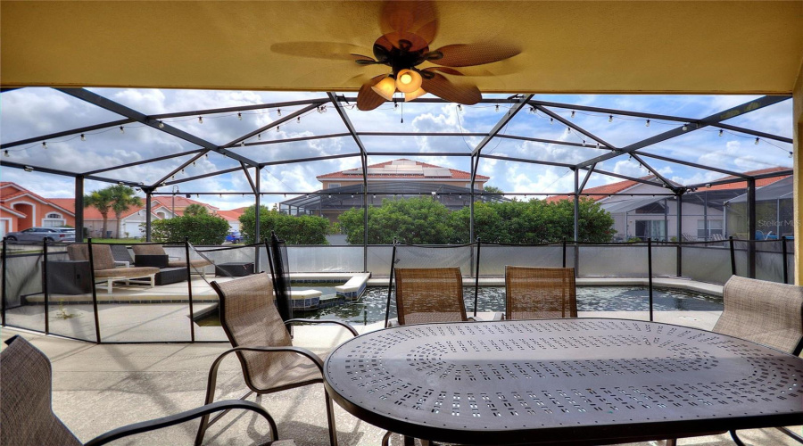 DAVENPORT, Florida 33837, 5 Bedrooms Bedrooms, ,4 BathroomsBathrooms,Residential,For Sale,MIRO,0,MFRO6319184