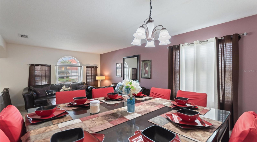DAVENPORT, Florida 33837, 5 Bedrooms Bedrooms, ,4 BathroomsBathrooms,Residential,For Sale,MIRO,0,MFRO6319184