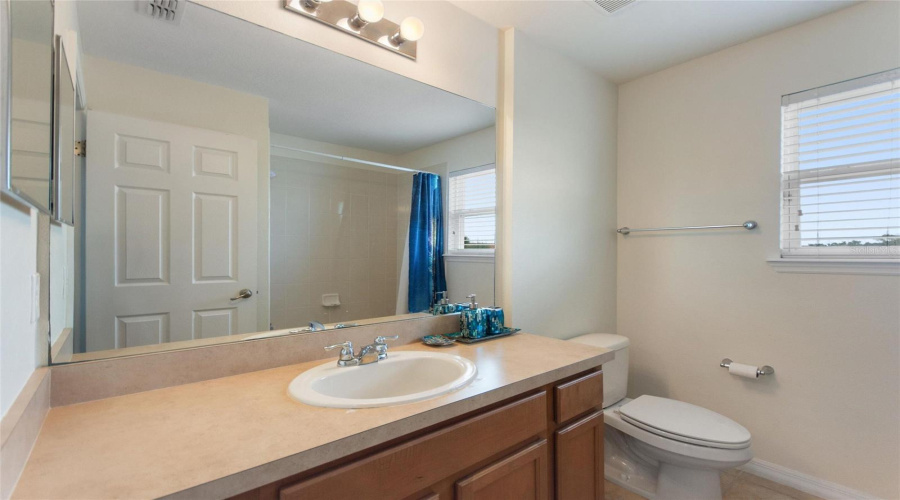 DAVENPORT, Florida 33837, 5 Bedrooms Bedrooms, ,4 BathroomsBathrooms,Residential,For Sale,MIRO,0,MFRO6319184