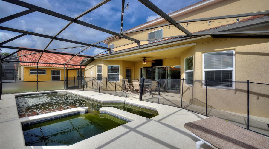 DAVENPORT, Florida 33837, 5 Bedrooms Bedrooms, ,4 BathroomsBathrooms,Residential,For Sale,MIRO,0,MFRO6319184