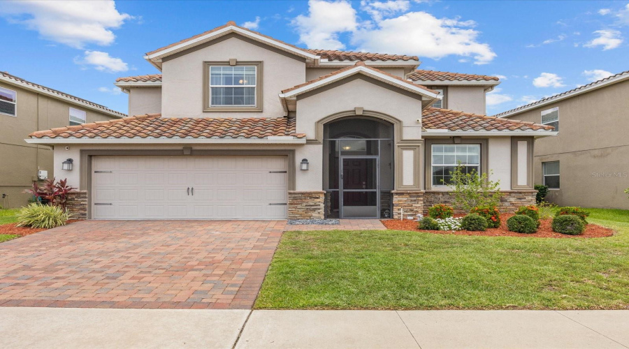 Paver driveway