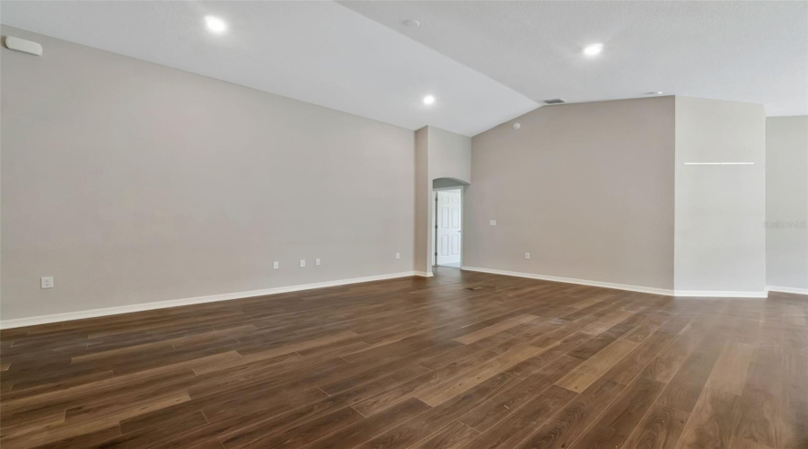 DAVENPORT, Florida 33837, 4 Bedrooms Bedrooms, ,2 BathroomsBathrooms,Residential,For Sale,MOUNTAIN FLOWER,MFRO6317754