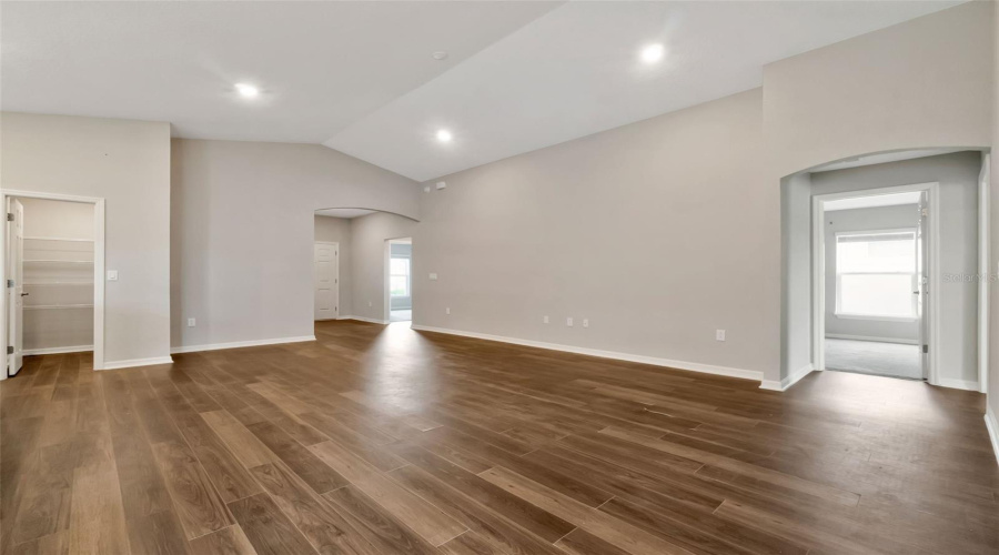 DAVENPORT, Florida 33837, 4 Bedrooms Bedrooms, ,2 BathroomsBathrooms,Residential,For Sale,MOUNTAIN FLOWER,MFRO6317754